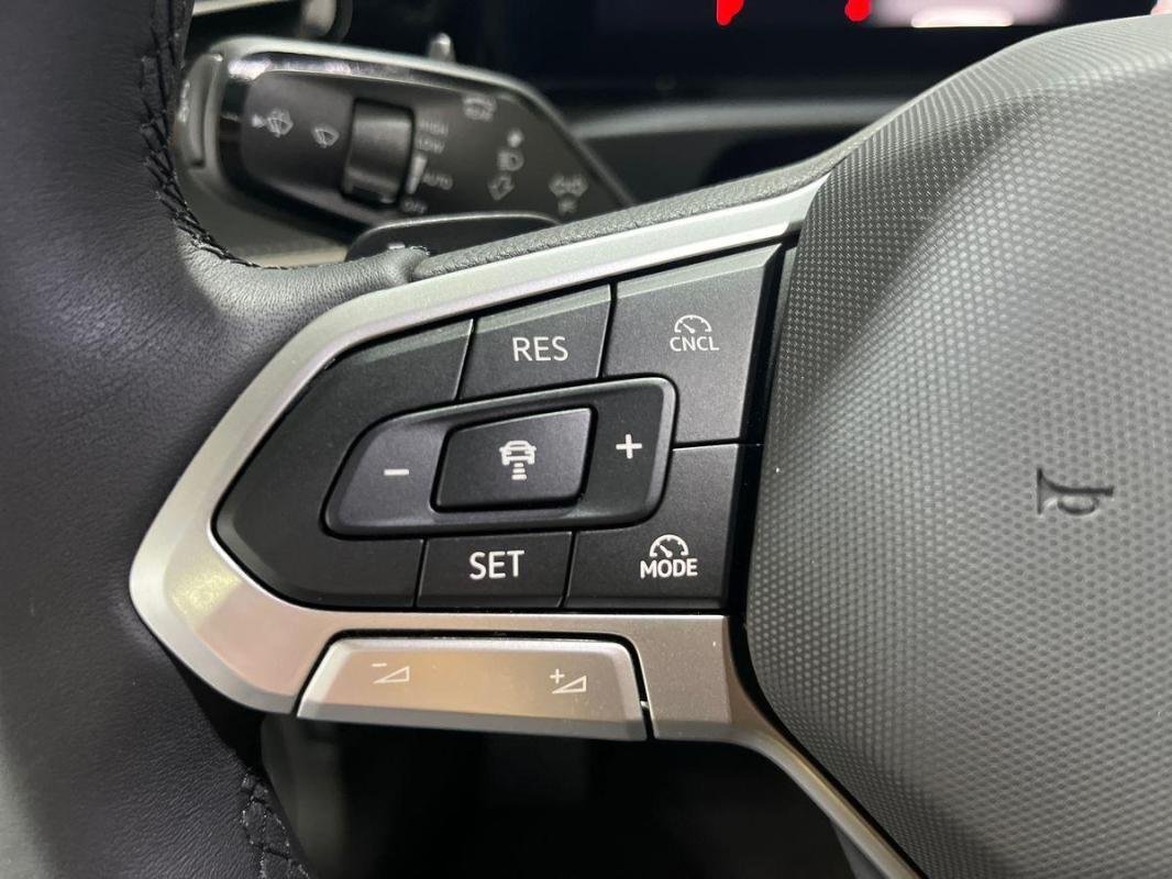 Volkswagen Tiguan - Photo 21
