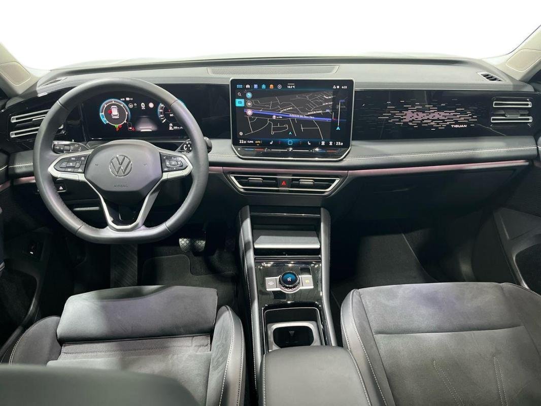 Volkswagen Tiguan - Photo 8