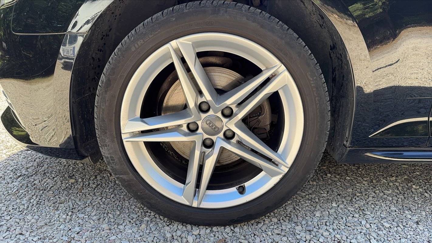 Audi A4 Avant - Photo 18