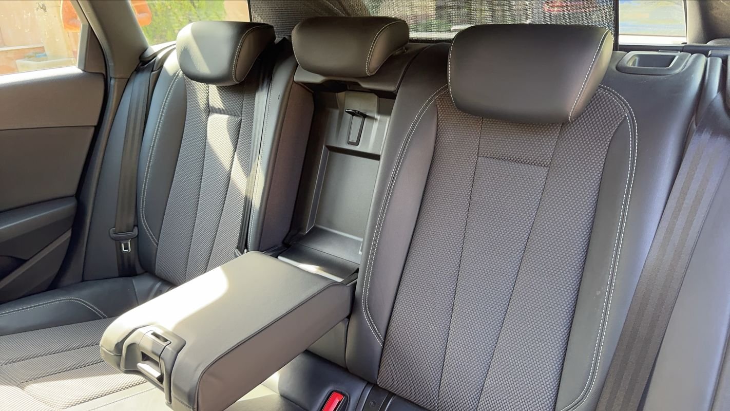 Audi A4 Avant - Photo 9