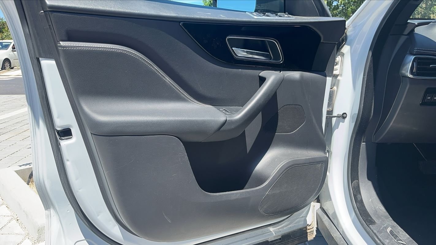 Jaguar F-Pace - Photo 7