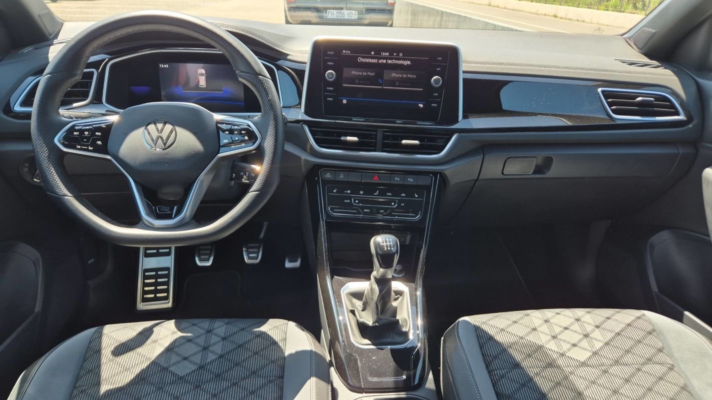 Volkswagen T-Roc - Photo 11