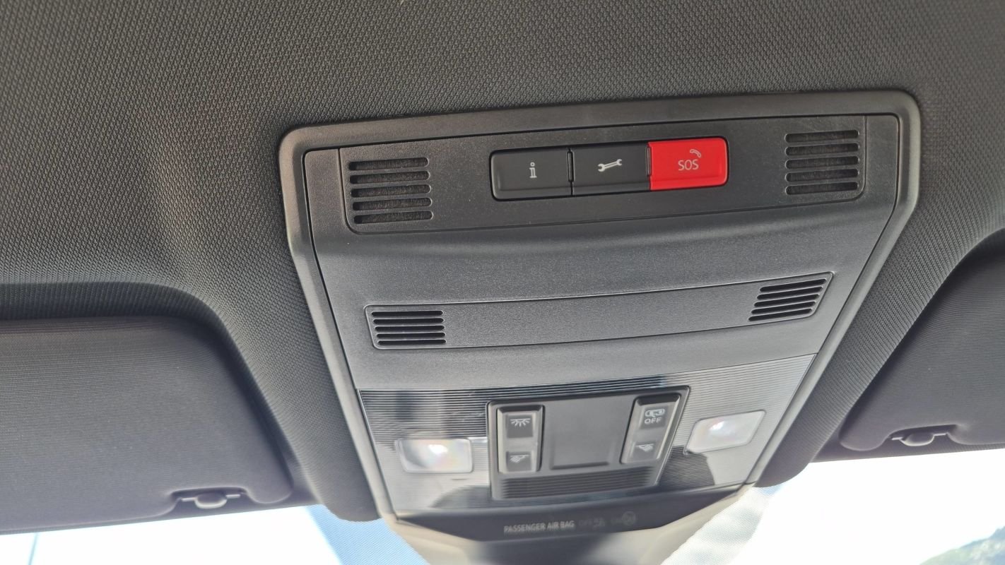 Volkswagen T-Roc - Photo 13