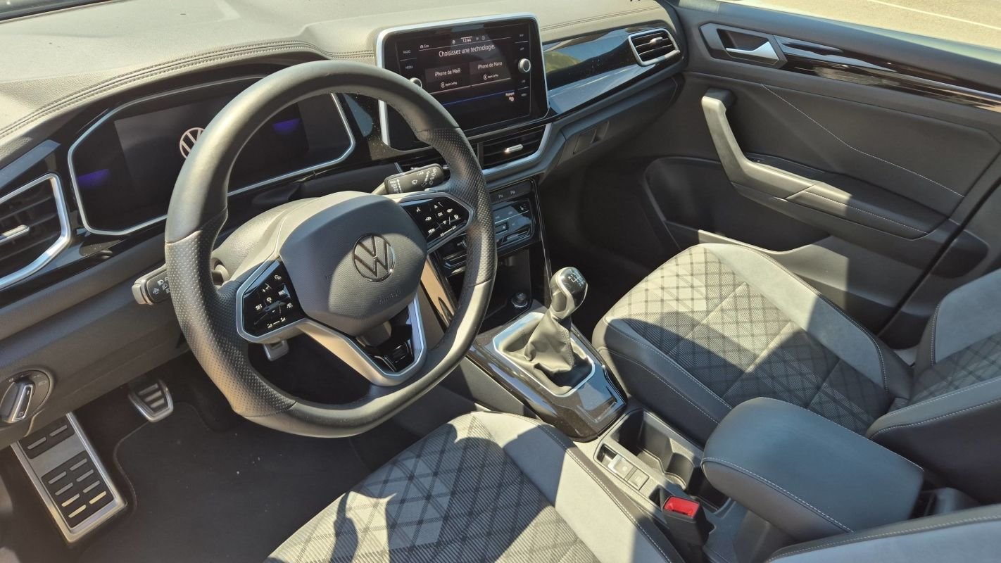Volkswagen T-Roc - Photo 8