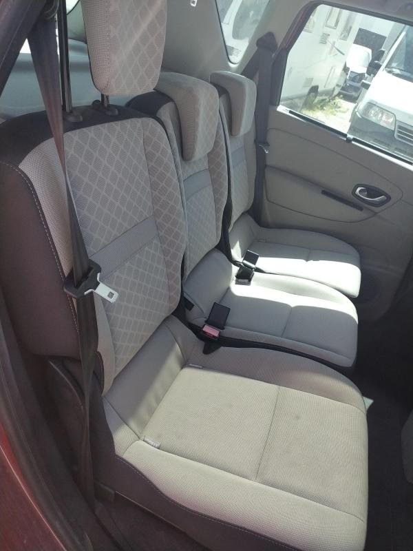Renault Scénic - Photo 4