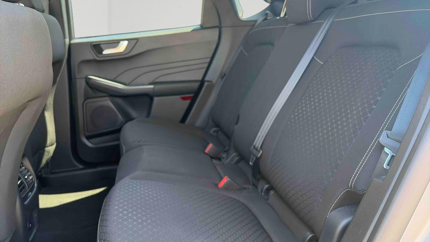 Ford Kuga - Photo 12