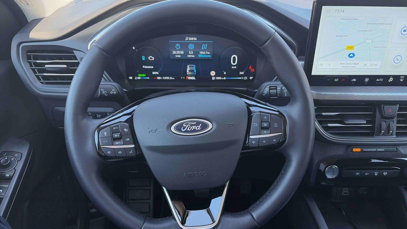 Ford Kuga - Photo 10