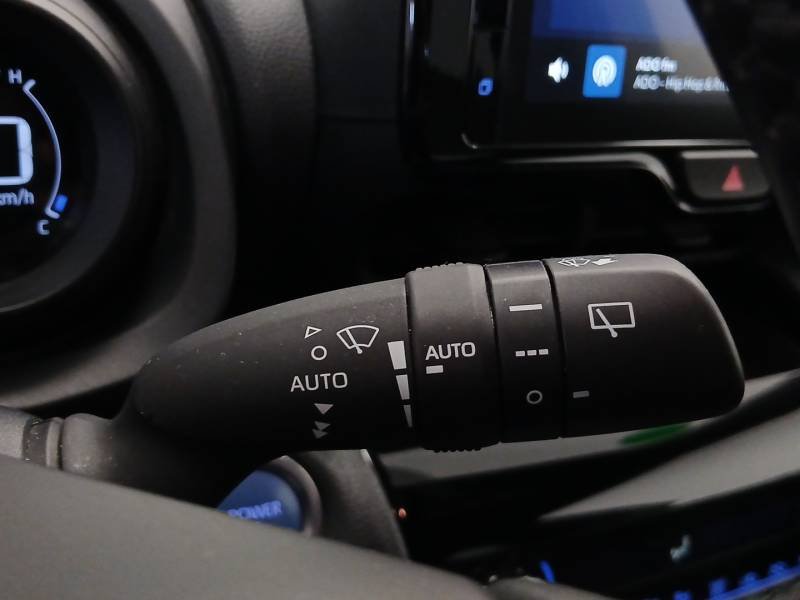 Toyota Yaris - Photo 20