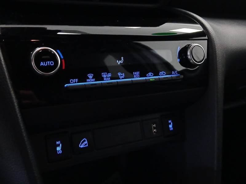 Toyota Yaris - Photo 25