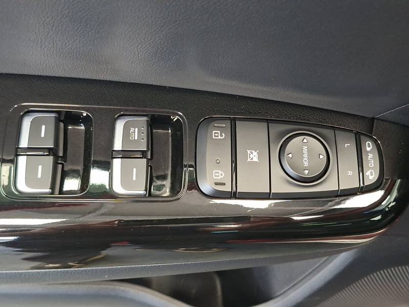 Kia Sportage - Photo 29