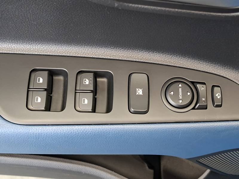 Kia Rio - Photo 25