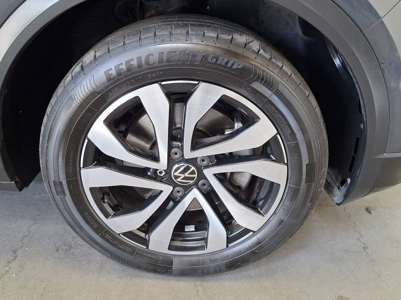 Volkswagen T-Roc - Photo 11