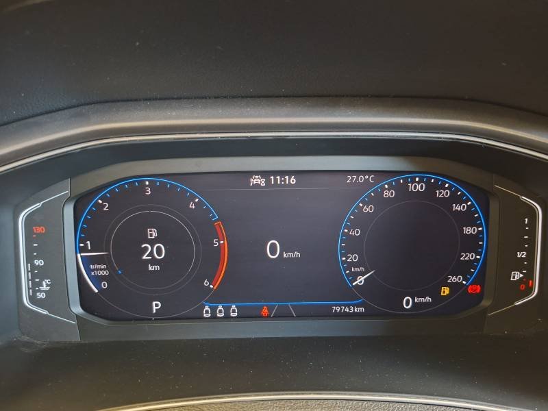Volkswagen T-Roc - Photo 13