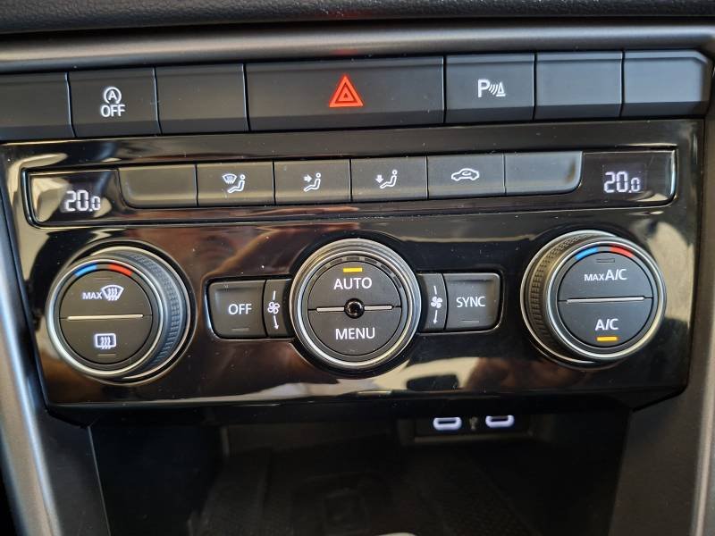 Volkswagen T-Roc - Photo 20