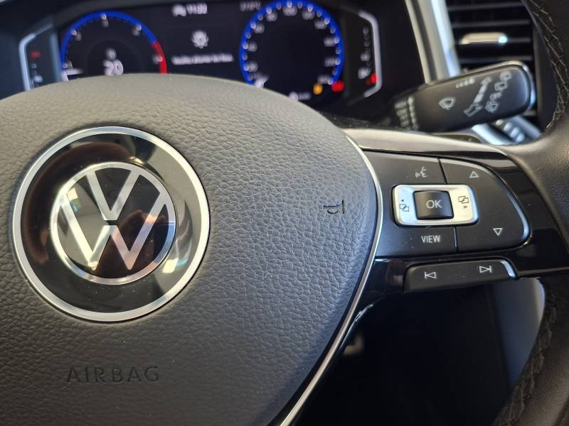 Volkswagen T-Roc - Photo 25