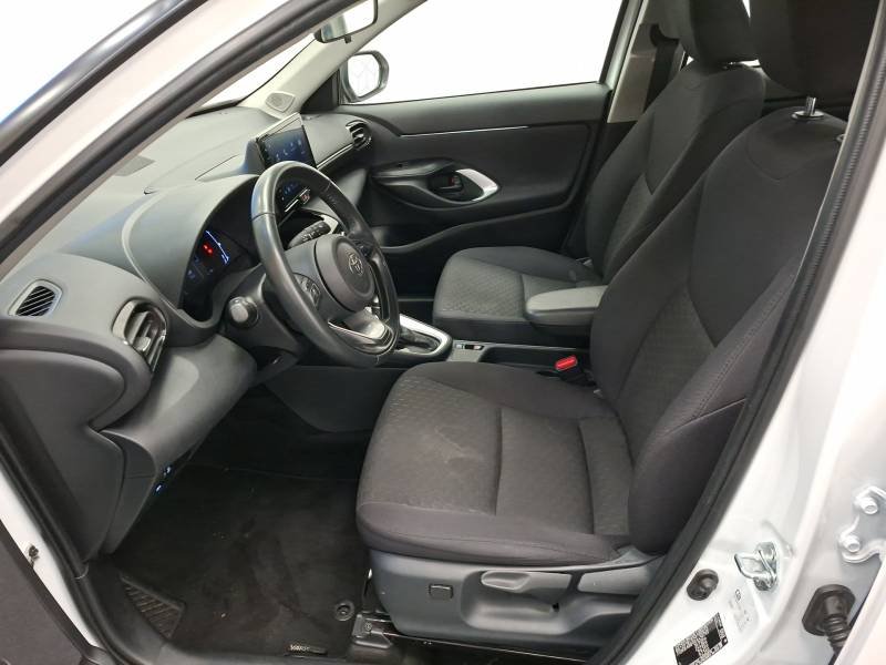 Toyota Yaris - Photo 13