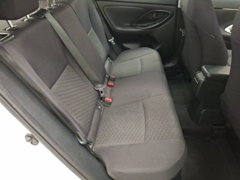 Toyota Yaris - Photo 16