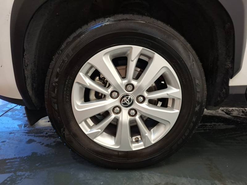 Toyota Yaris - Photo 9
