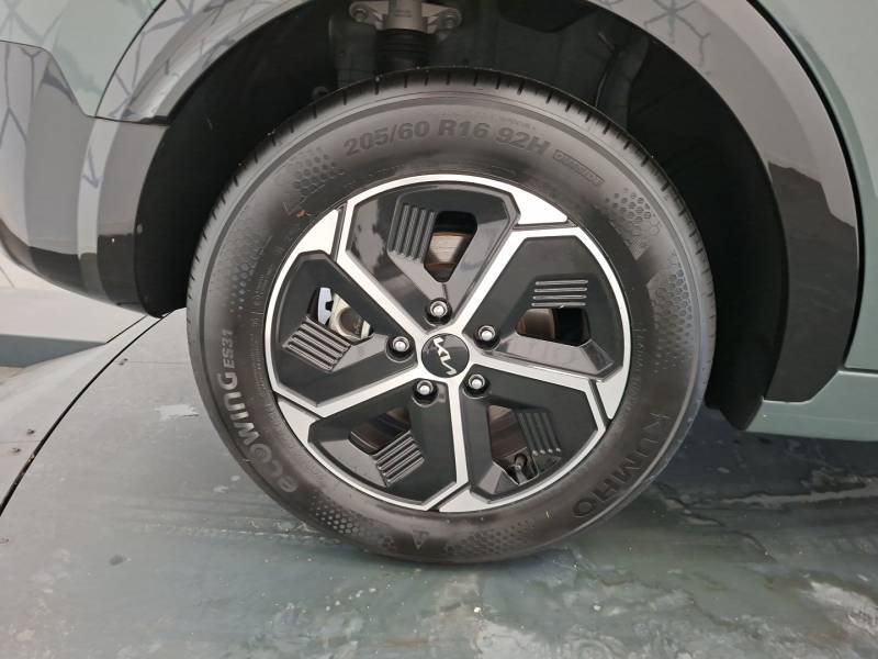 Kia Niro - Photo 11