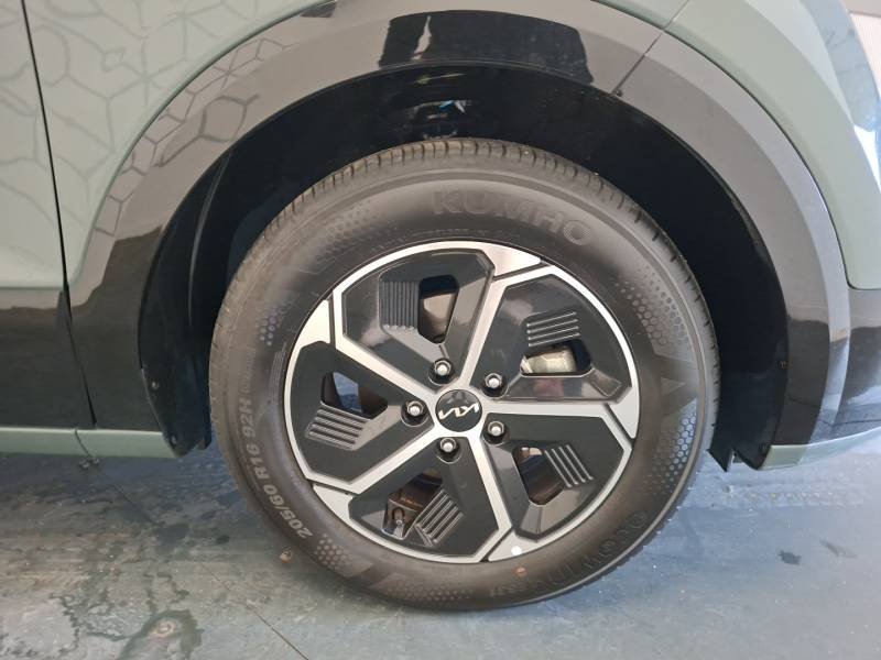 Kia Niro - Photo 12