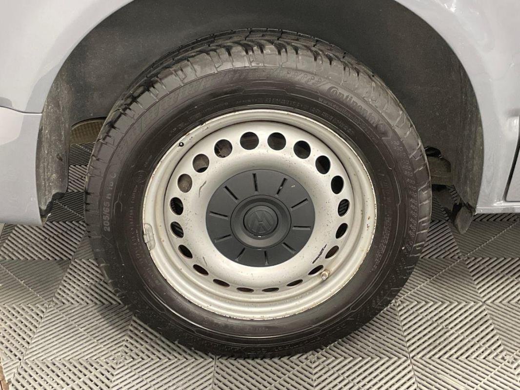 Volkswagen Transporter - Photo 28