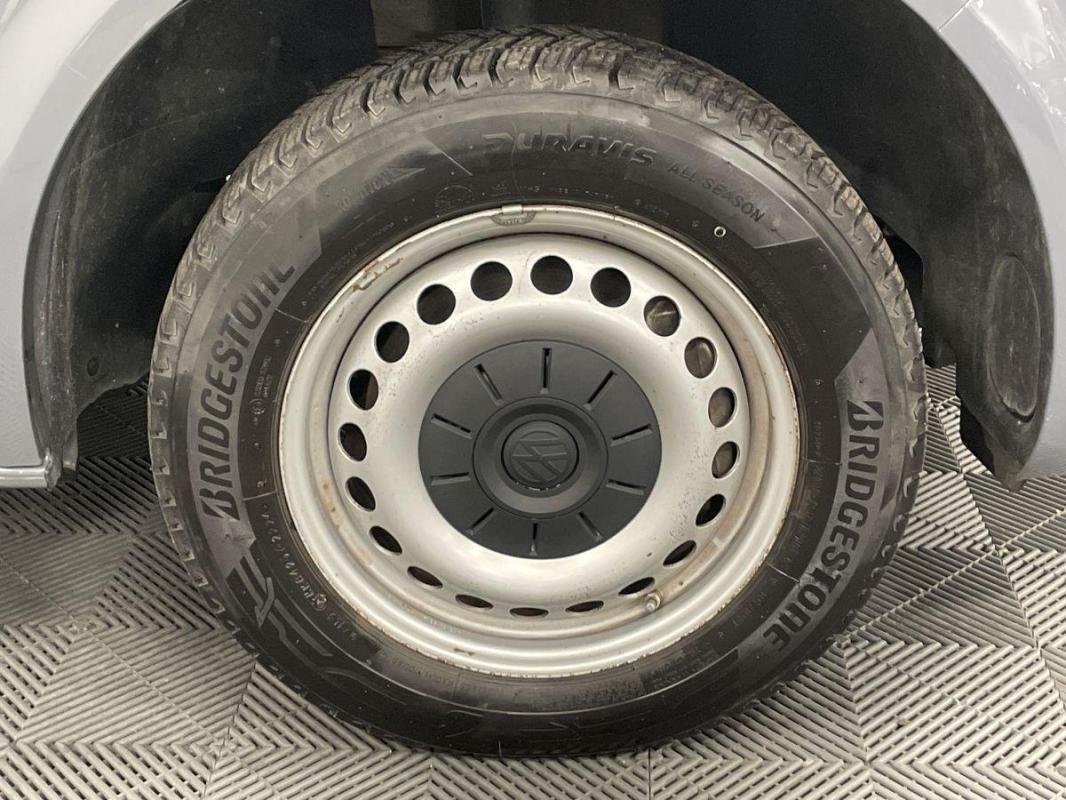 Volkswagen Transporter - Photo 29