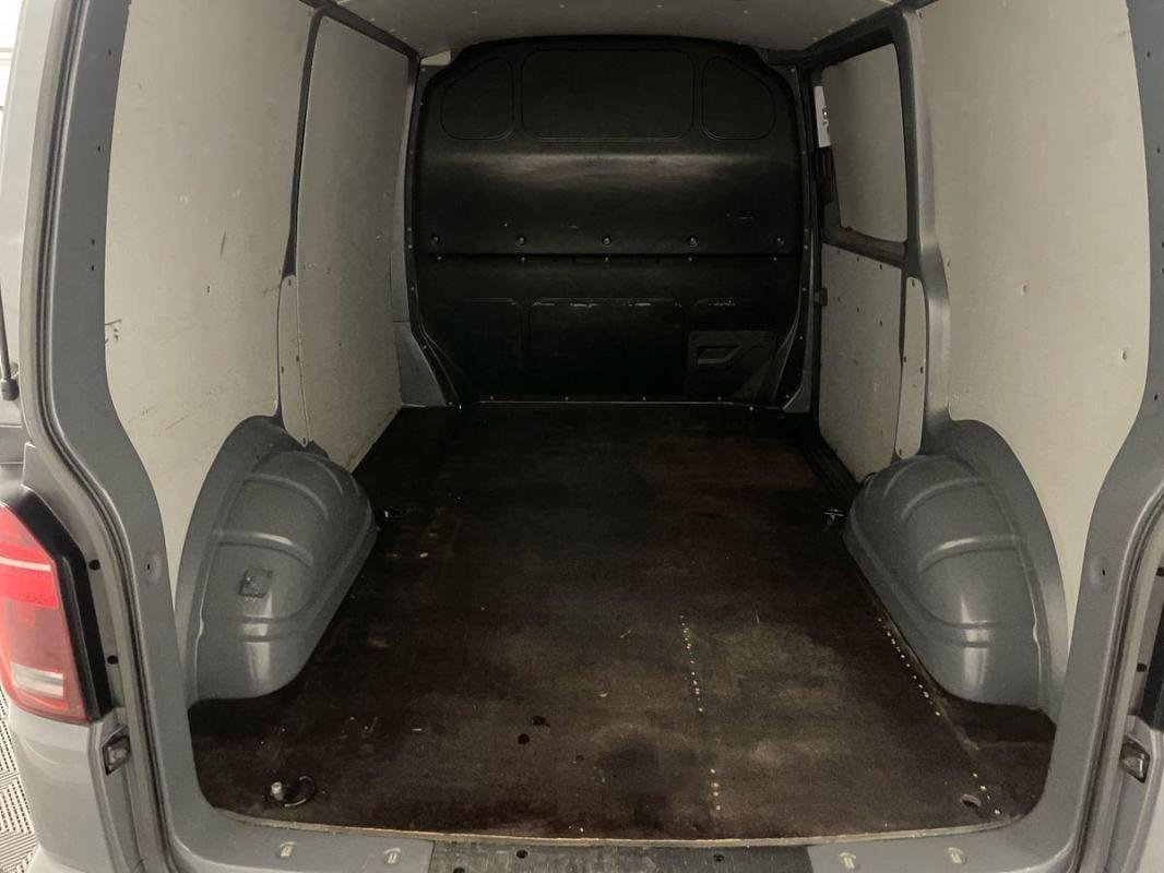 Volkswagen Transporter - Photo 31