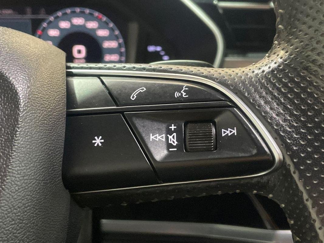 Audi Q3 - Photo 20