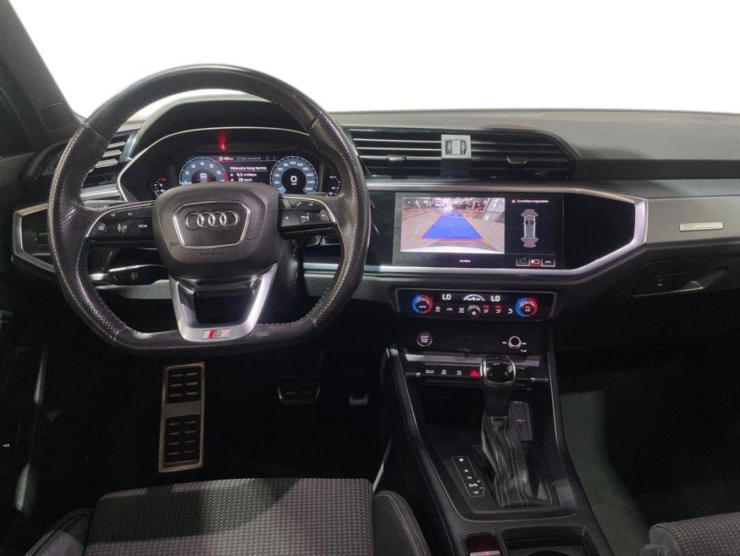 Audi Q3 - Photo 24