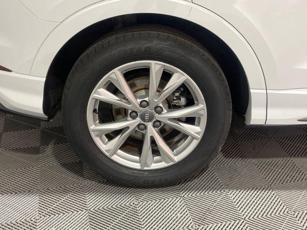Audi Q3 - Photo 28