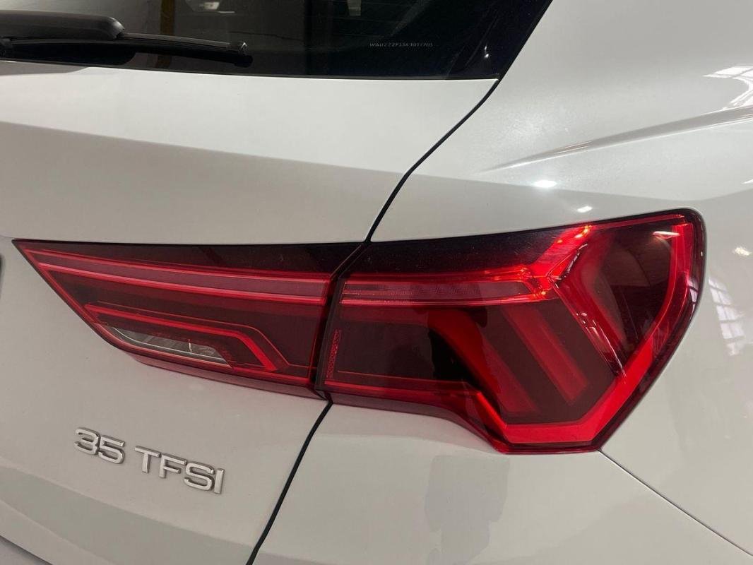 Audi Q3 - Photo 30