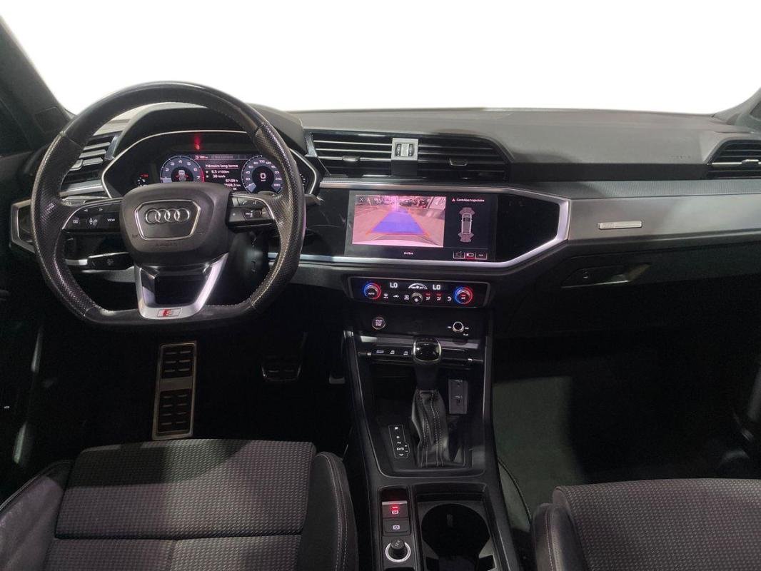 Audi Q3 - Photo 8