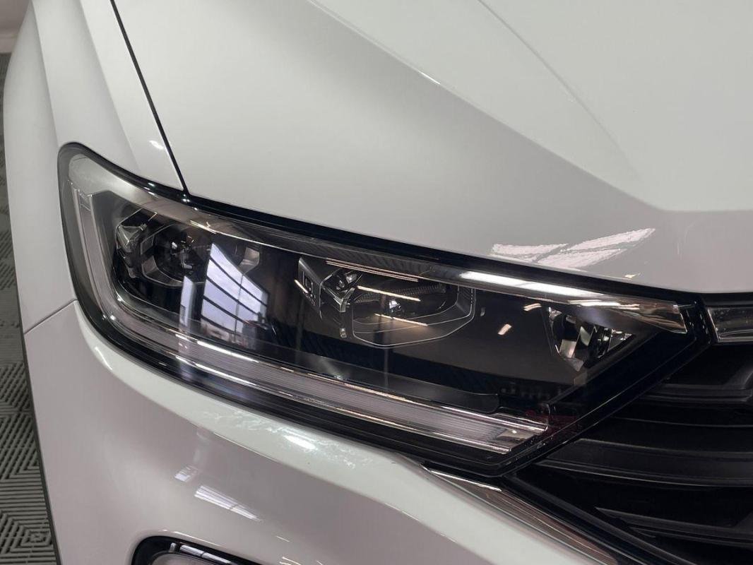 Volkswagen T-Roc - Photo 25
