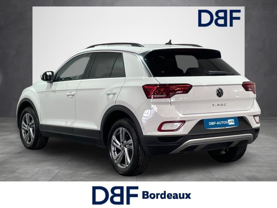 Volkswagen T-Roc - Photo 3