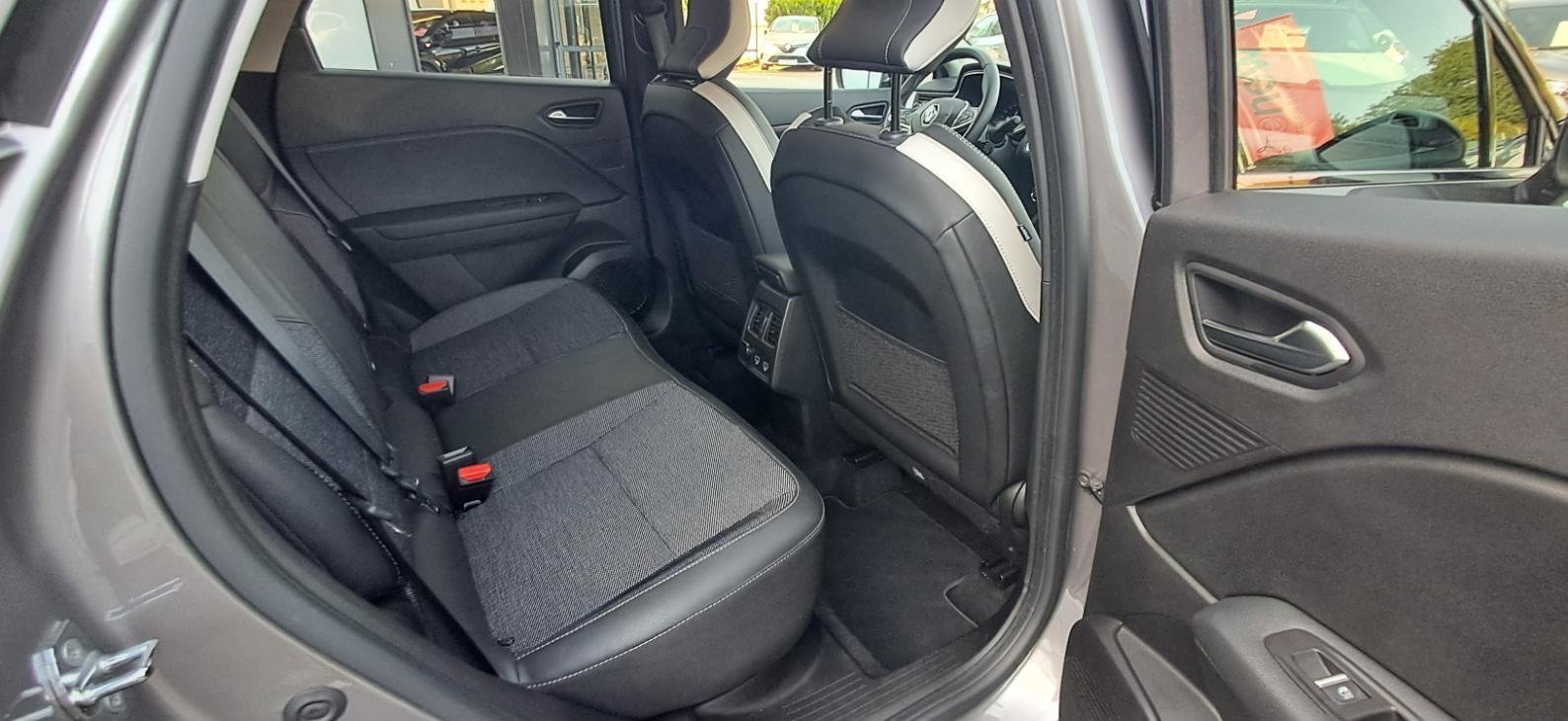 Renault Captur - Photo 8