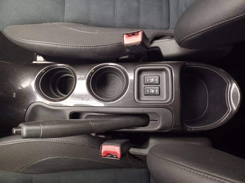Nissan Juke - Photo 25