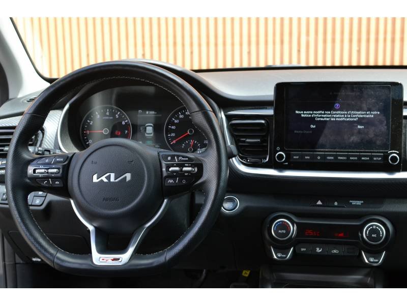 Kia Stonic - Photo 41