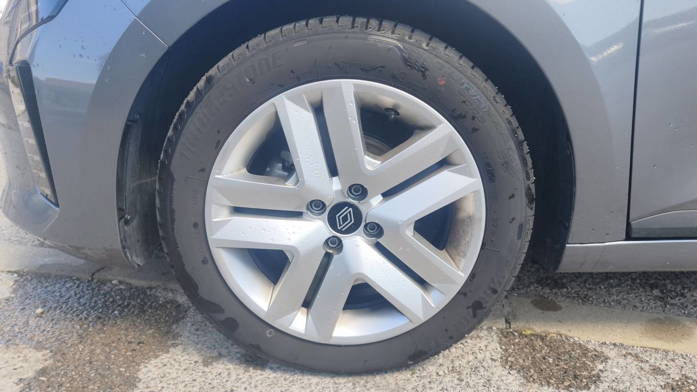 Renault Clio - Photo 18
