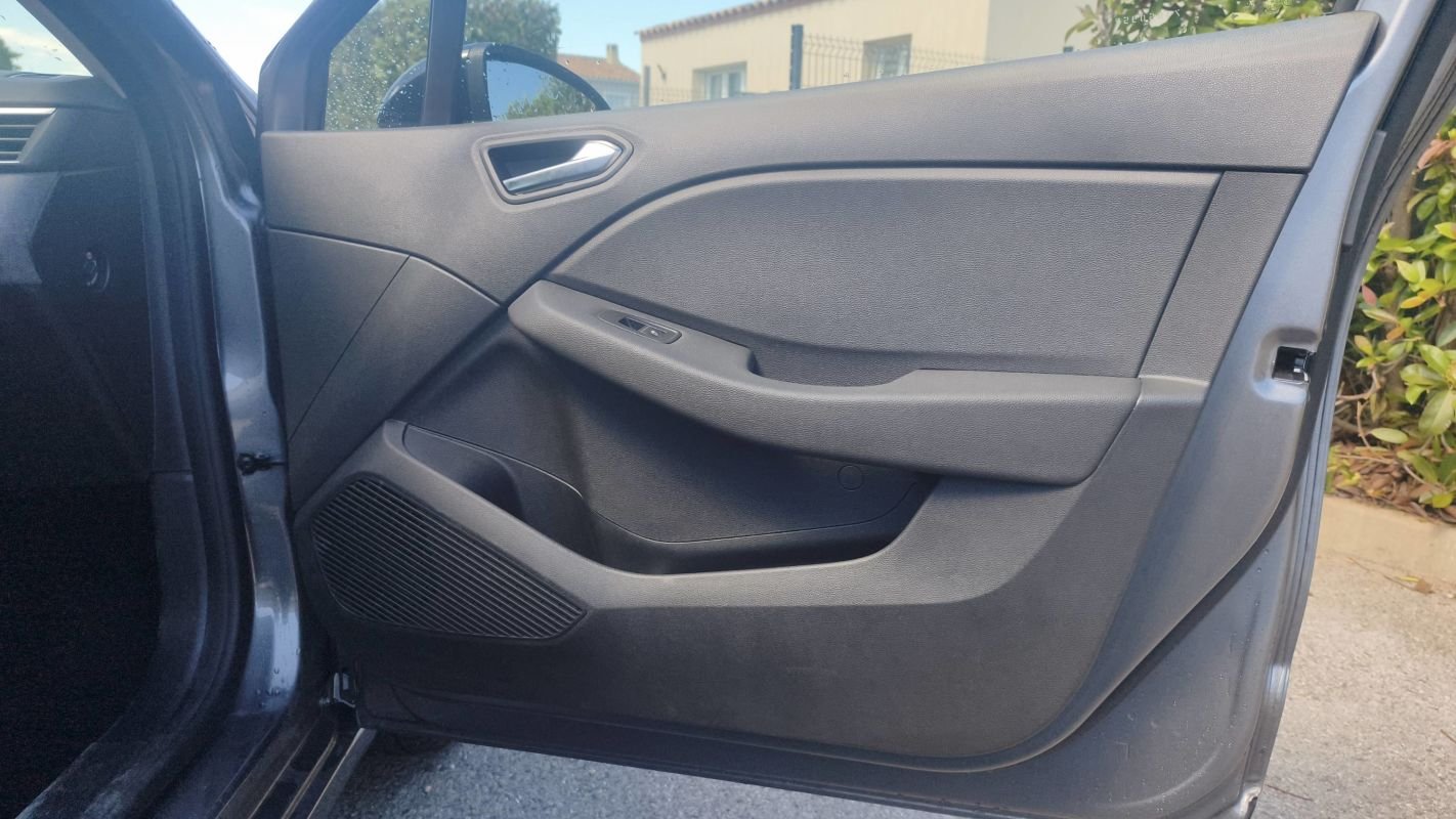 Renault Clio - Photo 22