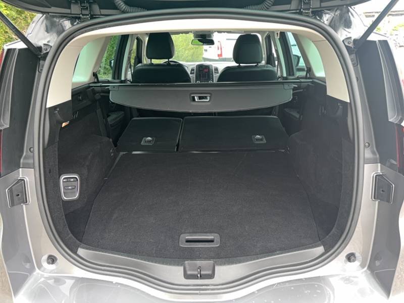 Renault Grand Scénic - Photo 19