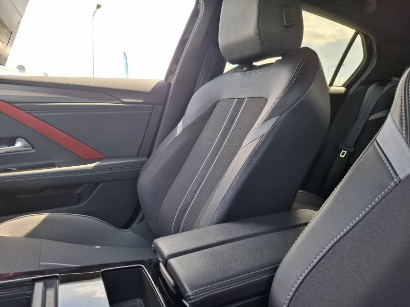 Opel Astra - Photo 33
