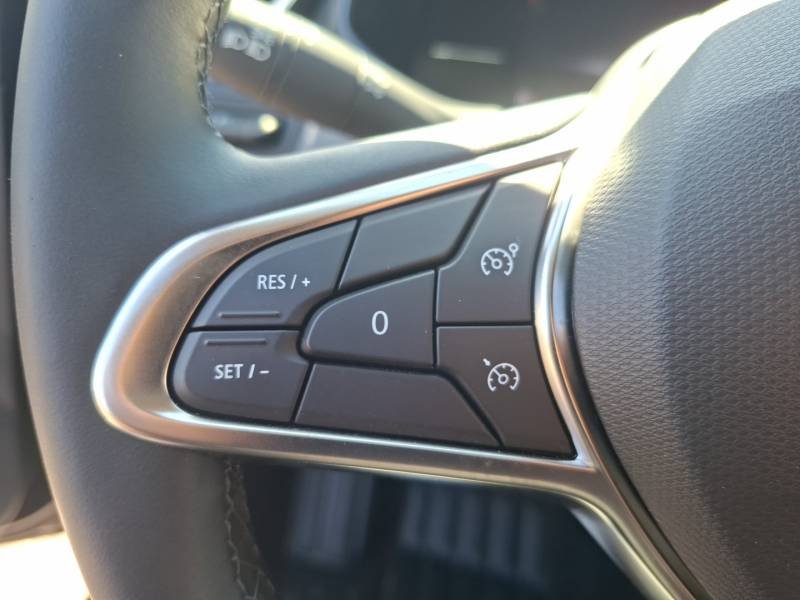 Renault Clio - Photo 22