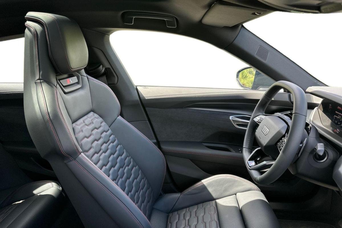 Audi e-tron gt - Photo 20