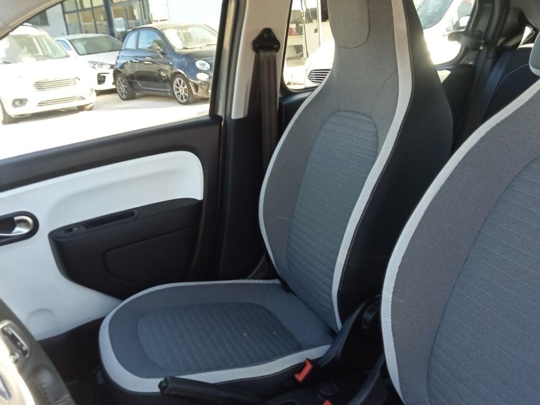 Renault Twingo - Photo 24