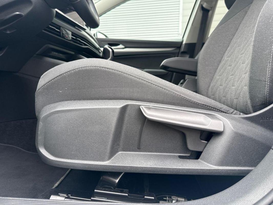 Volkswagen Golf - Photo 13