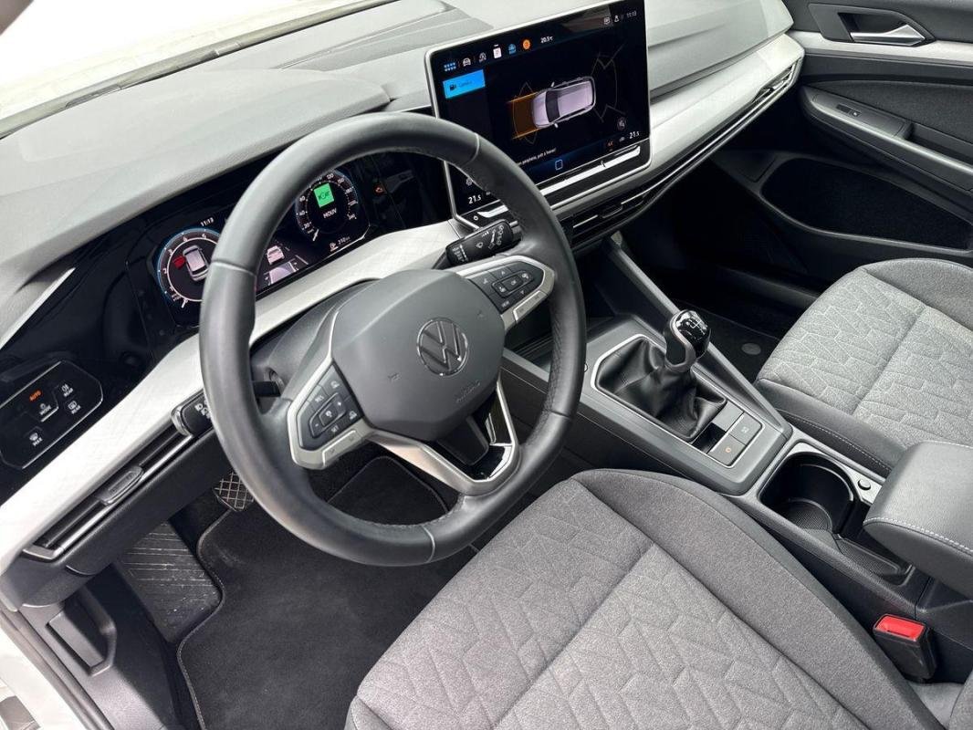 Volkswagen Golf - Photo 9