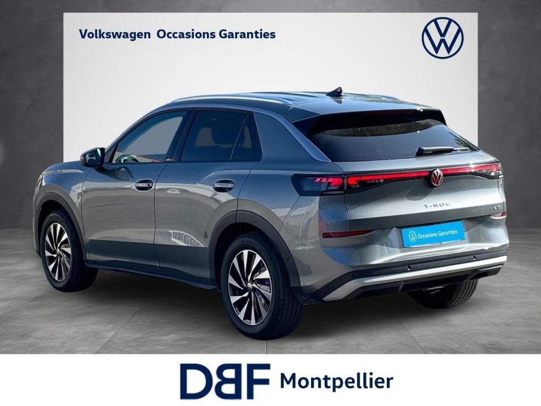 Volkswagen T-Roc - Photo 3