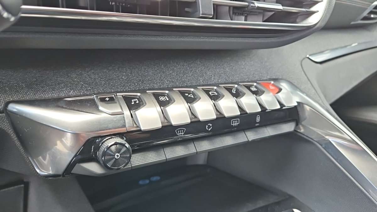 Peugeot 3008 - Photo 28