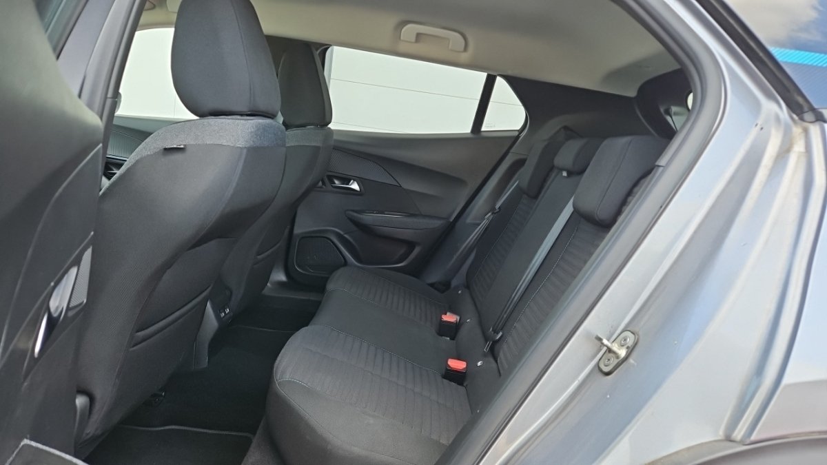 Peugeot 2008 - Photo 11