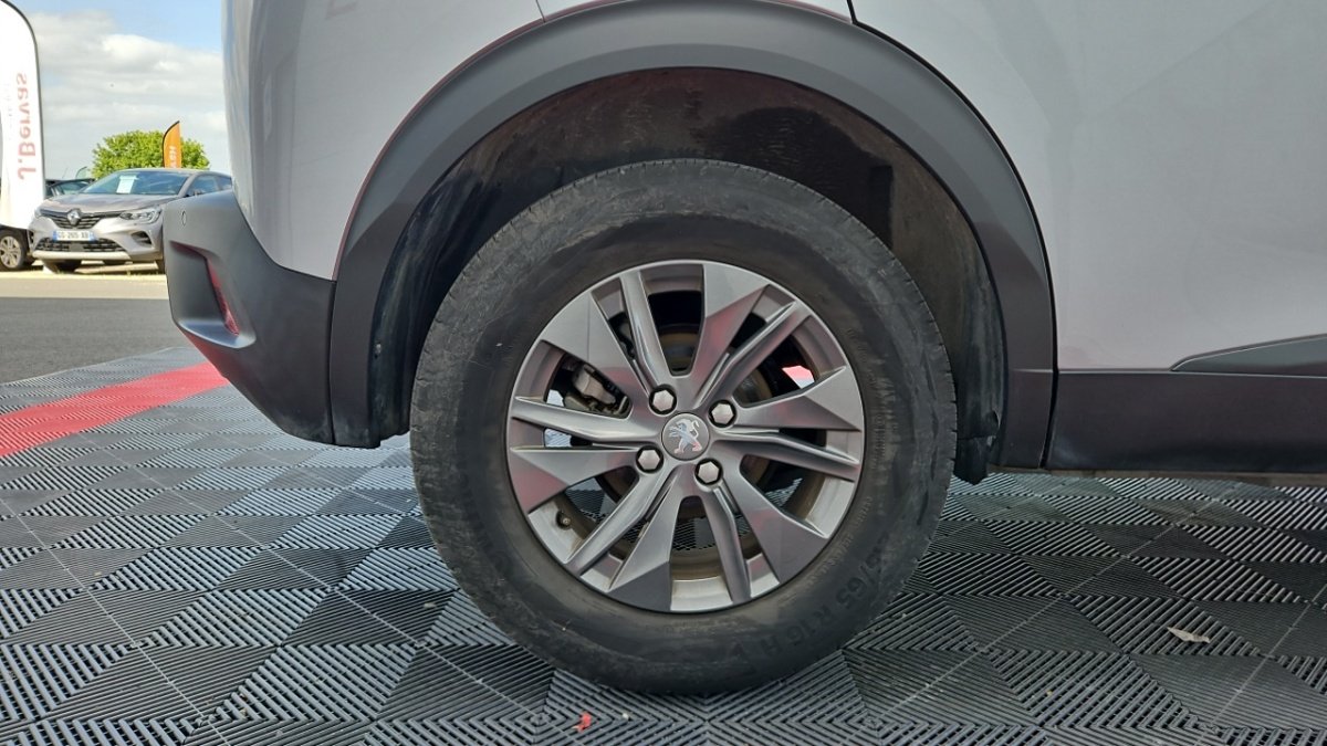 Peugeot 2008 - Photo 8